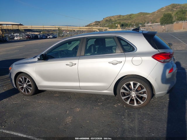 Hyundai ELANTRA GT 2018 KMHH35LE1JU040284 Image 14