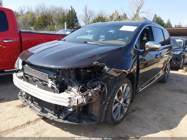 44566584 :رقم المزاد ، 2C4RC1GG1HR647600 vin ، 2017 Chrysler Pacifica Limited مزاد بيع