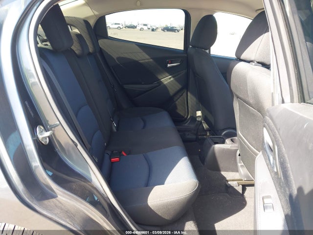 3MYDLBYV1JY320005 Toyota YARIS IA