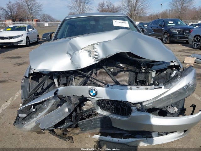 44566602 :رقم المزاد ، WBA3C3C56EF986908 vin ، 2014 Bmw 320i Xdrive مزاد بيع