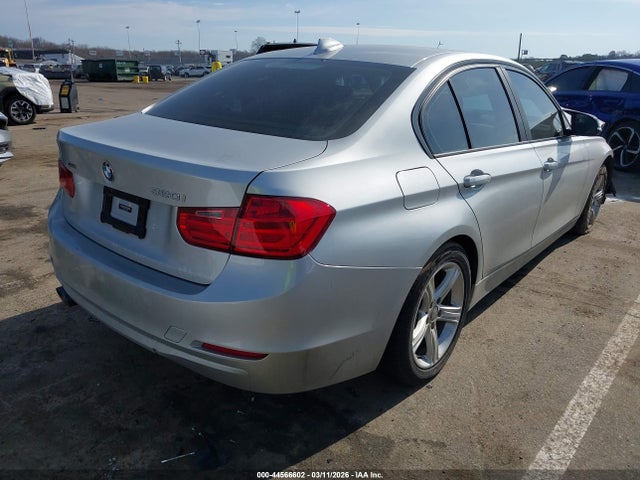 44566602 :رقم المزاد ، WBA3C3C56EF986908 vin ، 2014 Bmw 320i Xdrive مزاد بيع