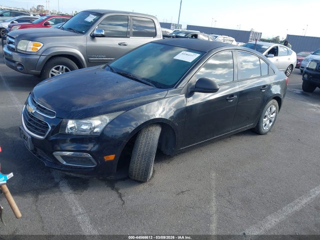 1G1PA5SG3F7140989 Chevrolet Cruze Ls Auto