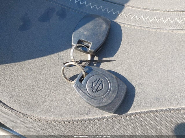 2024 HARLEY-DAVIDSON FLHX 1HD1KB711RB638900 Photo 10