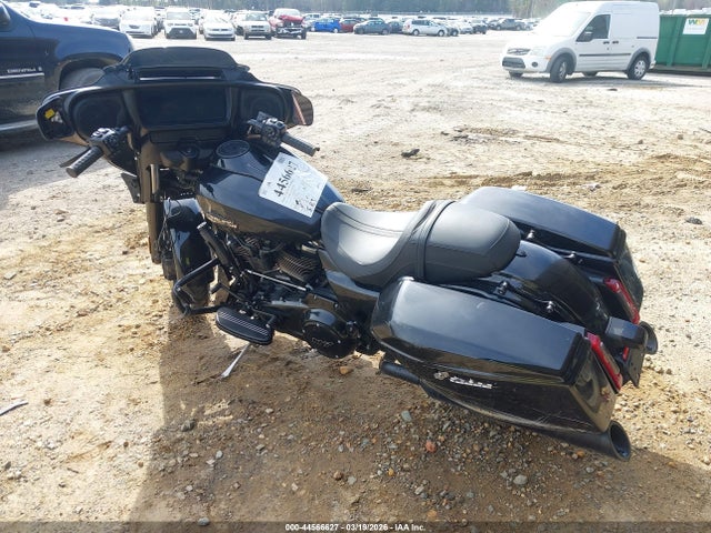 2024 HARLEY-DAVIDSON FLHX 1HD1KB711RB638900 Photo 2