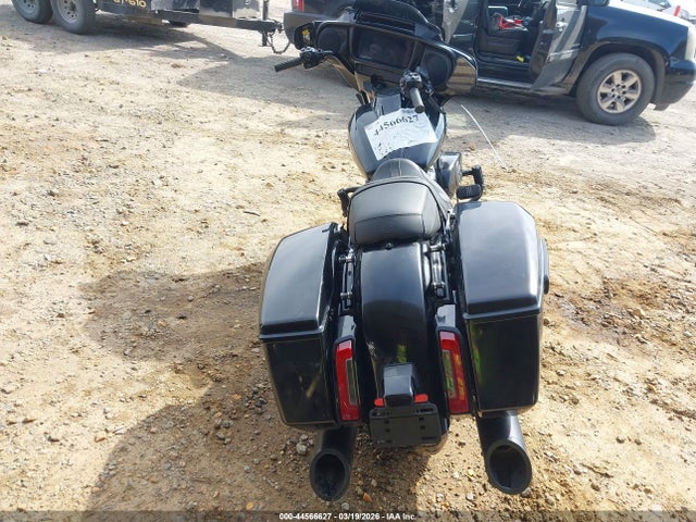 2024 HARLEY-DAVIDSON FLHX 1HD1KB711RB638900 Photo 5