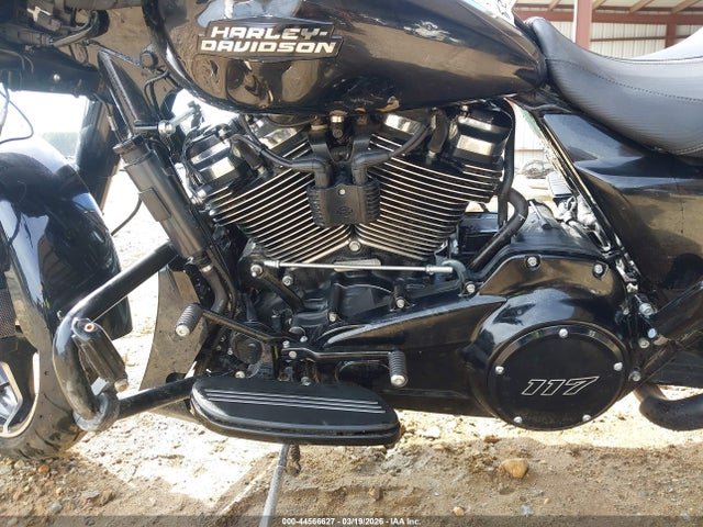 2024 HARLEY-DAVIDSON FLHX 1HD1KB711RB638900 Photo 8