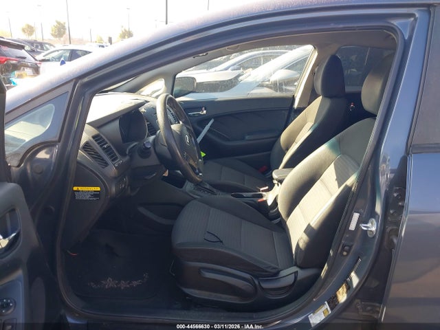 KNAFX4A66G5549115 KIA FORTE LX