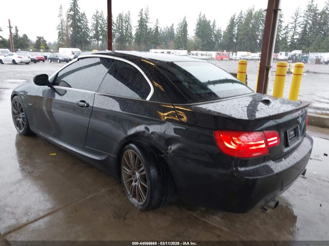 2012 BMW 335I WBADX7C54CE744430 Photo 2