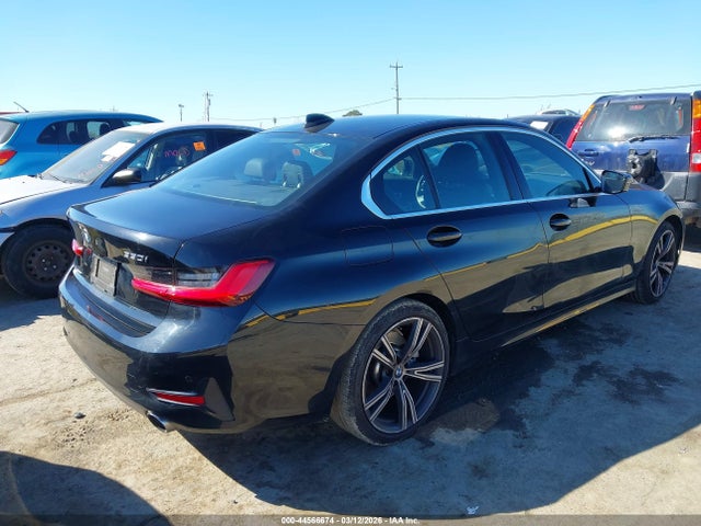 3MW5R1J00M8C06136 BMW 330I