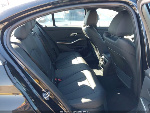 3MW5R1J00M8C06136 BMW 330I