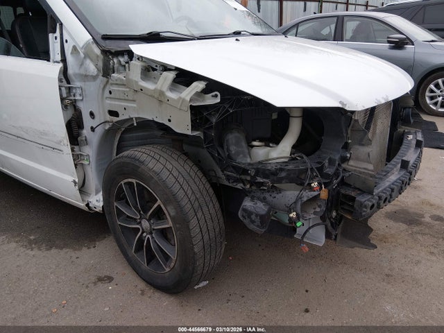 2C4RDGEG9HR808388 Dodge Grand Caravan Gt
