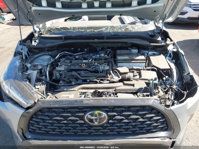 Toyota Corolla Cross Le 2024 7MUBAABG7RV087983 Image 10