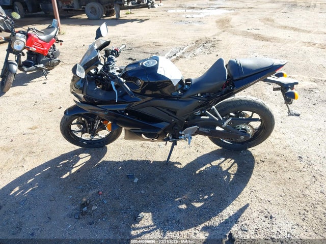 MH3RH18Y8PK011070 Yamaha Yzfr3 A