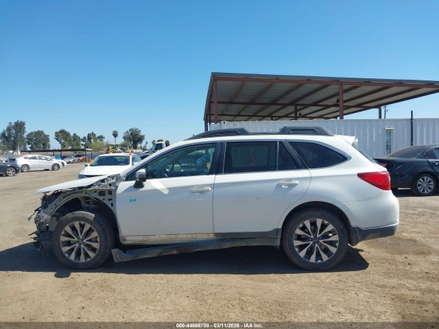 Продаж на аукціоні авто 2017 Subaru Outback 2.5i Limited, vin: 4S4BSANC2H3220242, номер лоту: 44566700
