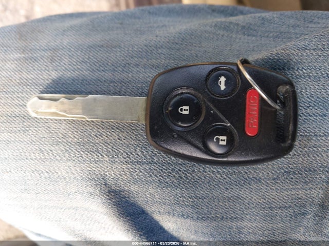 44566711 :رقم المزاد ، 1HGCP2F82BA105932 vin ، 2011 Honda Accord 2.4 Ex-l مزاد بيع