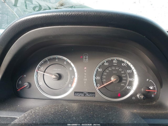 44566711 :رقم المزاد ، 1HGCP2F82BA105932 vin ، 2011 Honda Accord 2.4 Ex-l مزاد بيع