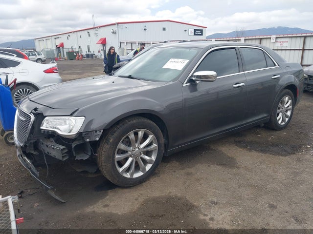 2018 CHRYSLER 300 2C3CCAKG8JH296651 Photo 1