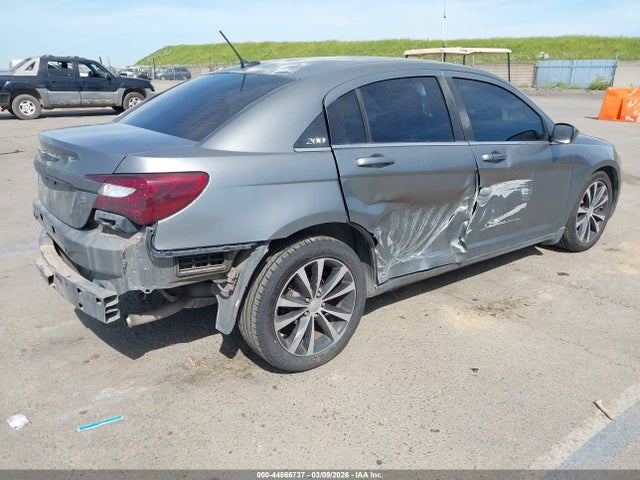 Продажа на аукционе авто 2012 Chrysler 200 S, vin: 1C3CCBHG3CN150357, номер лота: 44566737