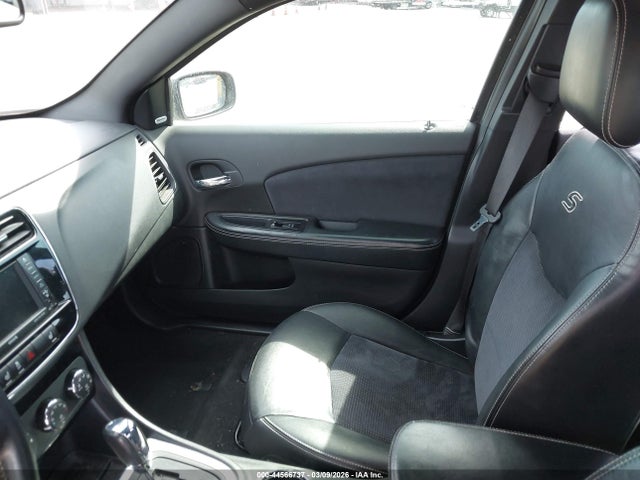 Продажа на аукционе авто 2012 Chrysler 200 S, vin: 1C3CCBHG3CN150357, номер лота: 44566737