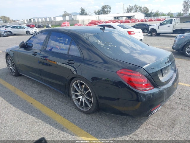44566751 :رقم المزاد ، WDDUG8DB8JA409789 vin ، 2018 Mercedes-benz S 560 مزاد بيع