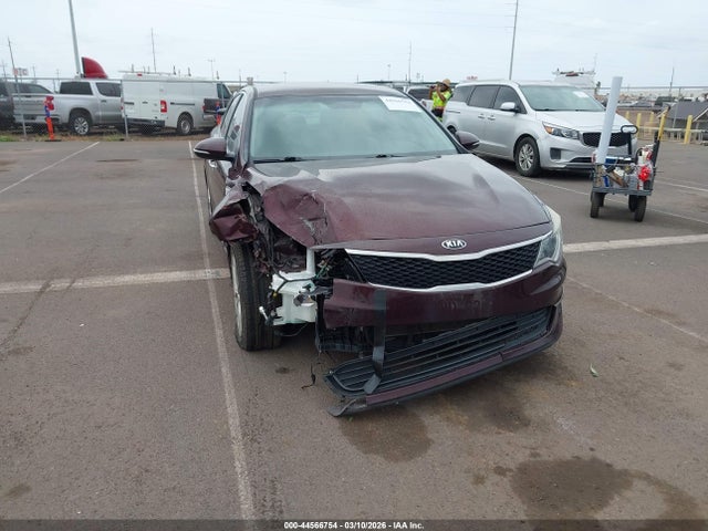 5XXGT4L36JG266352 KIA Optima Lx