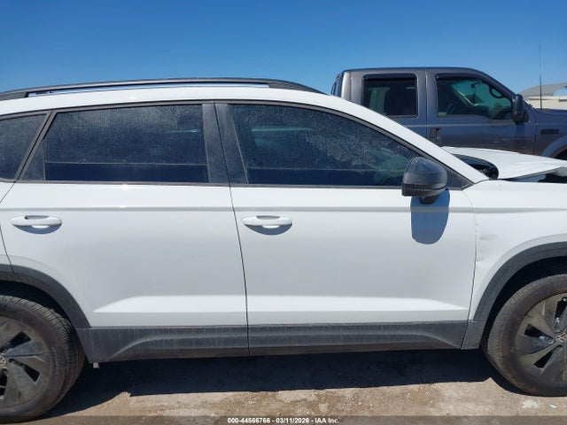 3VV5C7B25SM049667 Volkswagen Taos 1.5t S