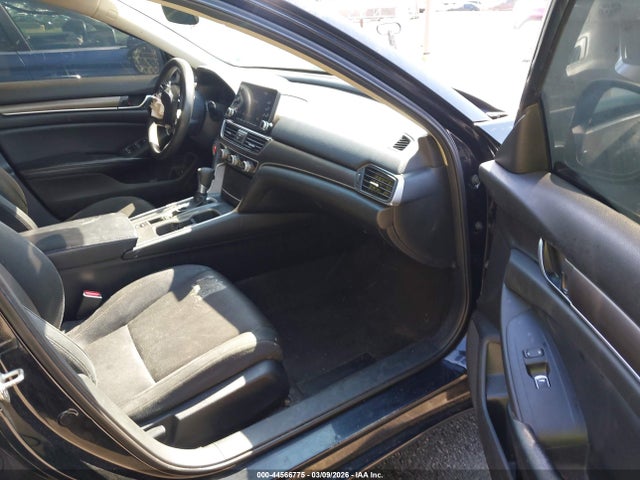 Продаж на аукціоні авто 2018 Honda Accord Lx, vin: 1HGCV1F12JA150547, номер лоту: 44566775