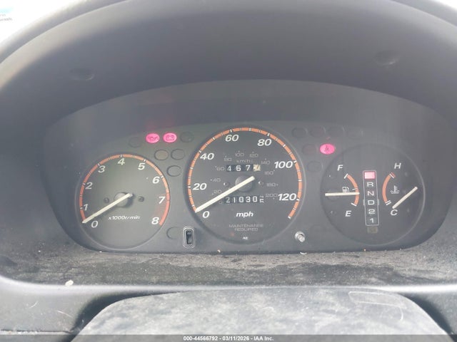 44566792 :رقم المزاد ، JHLRD186X1C050417 vin ، 2001 Honda Cr-v Ex مزاد بيع
