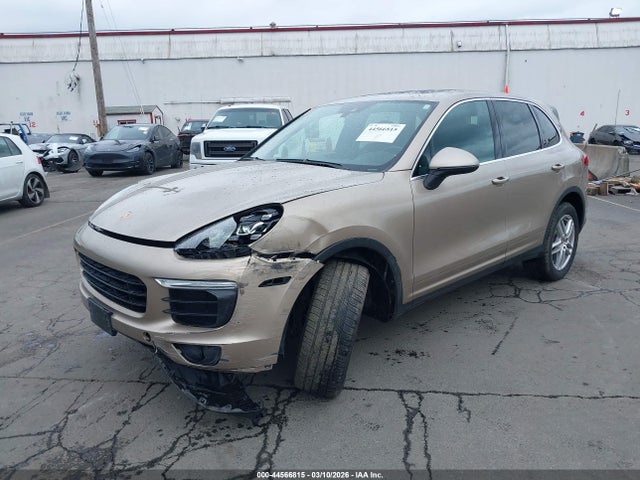 WP1AA2A25HKA89396 Porsche Cayenne