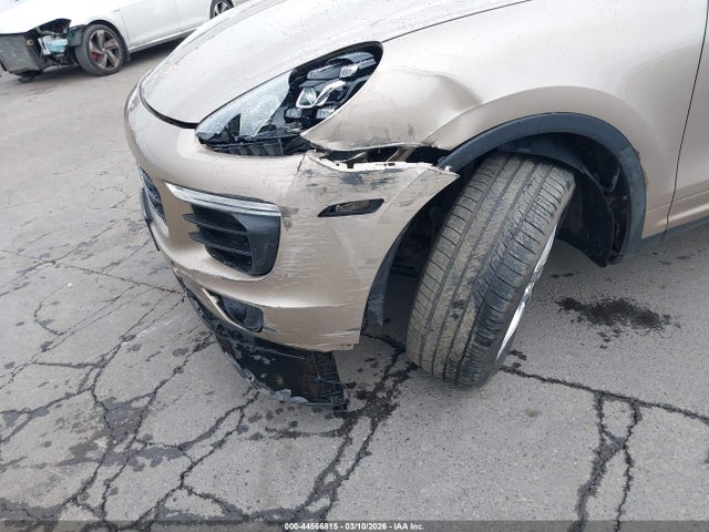 WP1AA2A25HKA89396 Porsche Cayenne