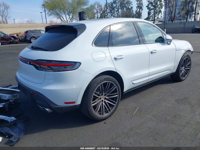 2025 PORSCHE MACAN WP1AA2A52SLB02634 Photo 3