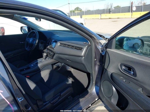 3CZRU6H3XMM756171 Honda Hr-v Awd Lx