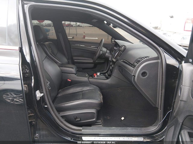 44566887 :رقم المزاد ، 2C3CCABT5PH691523 vin ، 2023 Chrysler 300 300s مزاد بيع