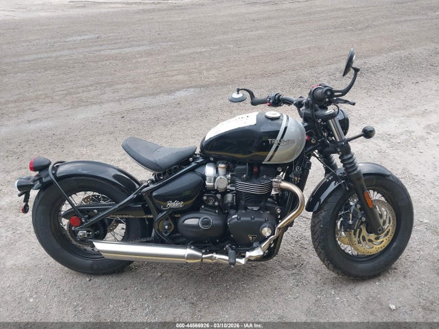 SMTD53HL8STCC1169 Triumph Motorcycle Bonneville Bobber