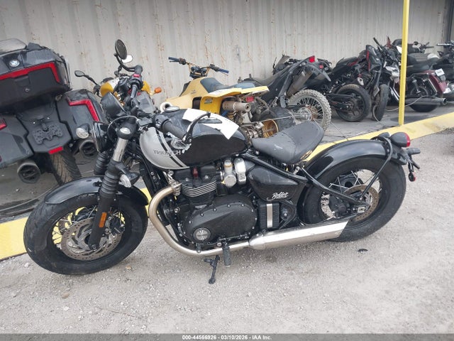 SMTD53HL8STCC1169 Triumph Motorcycle Bonneville Bobber