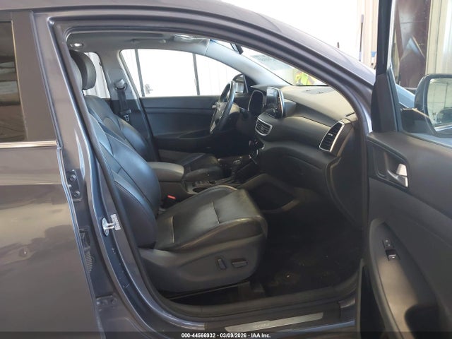 2019 HYUNDAI TUCSON KM8J3CAL9KU077060 Photo 4