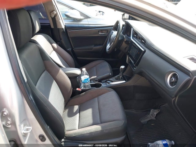 Toyota COROLLA LE 2018 5YFBURHE0JP791462 Image 5