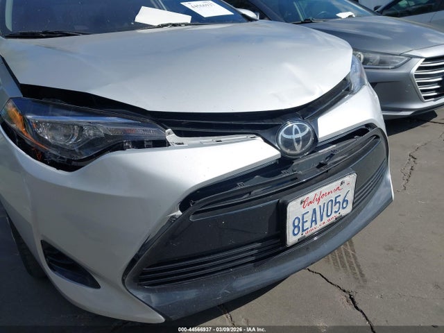 Toyota COROLLA LE 2018 5YFBURHE0JP791462 Image 6