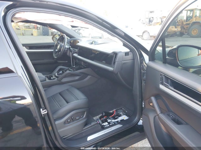 Porsche Cayenne Coupe 2026 WP1BA2AY6TDA35210 Image 5