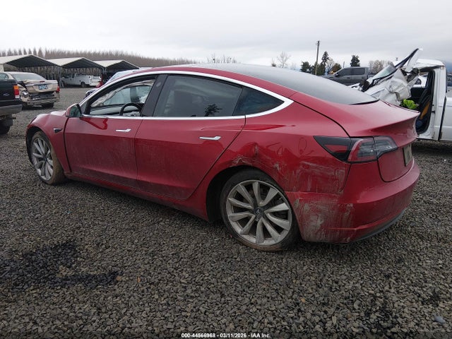 2018 TESLA MODEL 3 5YJ3E1EB1JF093497 Photo 2