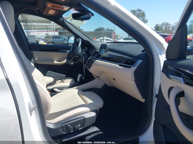 2019 BMW X1 WBXHU7C56K5L11223 Photo 4