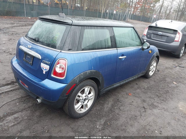 2012 MINI COOPER WMWSU3C53CT261595 Photo 3