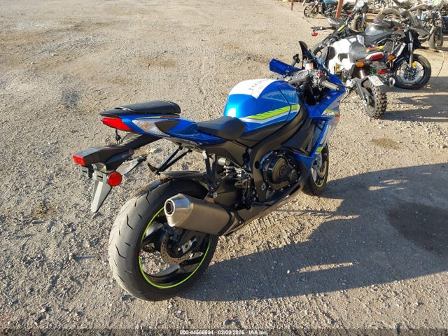 Suzuki GSX-R600 2018 JS1GN7FA8J2101179 Image 4