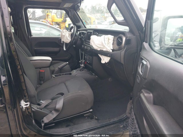 2019 JEEP WRANGLER UNLIMITED 1C4HJXDNXKW622524 Photo 4