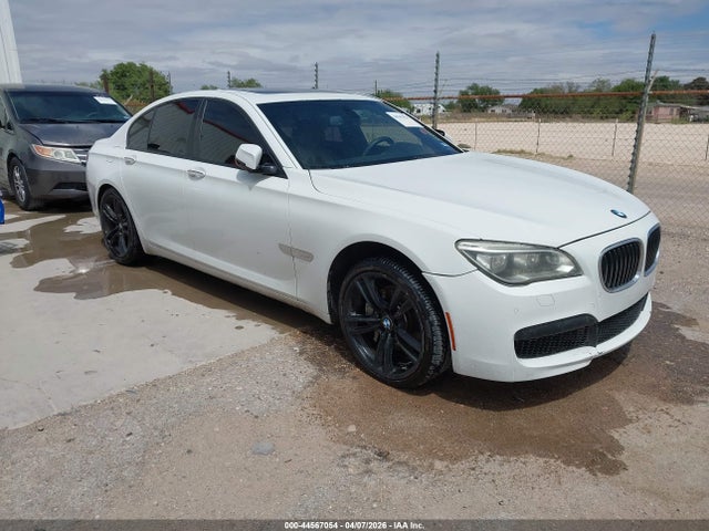 2013 BMW 740I WBAYA6C59DC995311