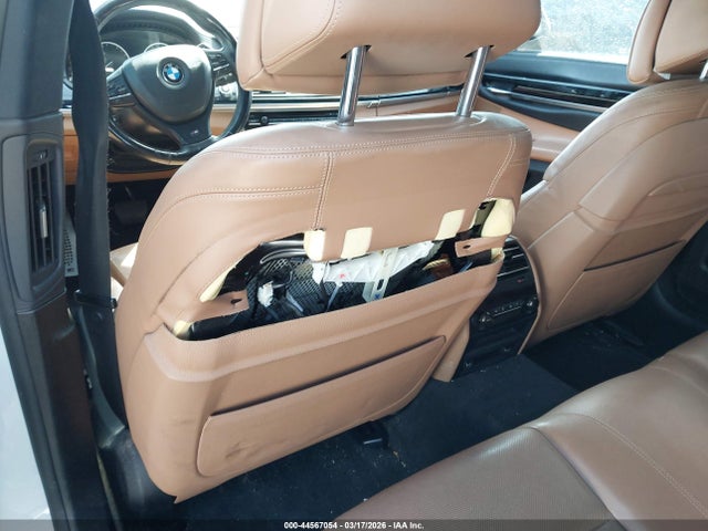 2013 BMW 740I WBAYA6C59DC995311 Photo 5