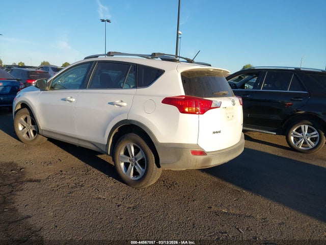 2T3WFREV2FW172228 Toyota Rav4 Xle