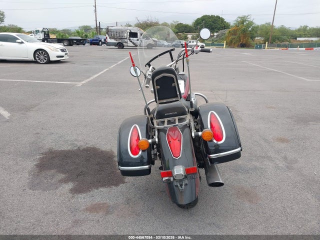 2005 HONDA VT750 JH2RC50345M104326 Photo 5