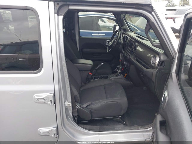 1C4HJXEN5LW212861 Jeep Wrangler Unlimited Sahara 4x4