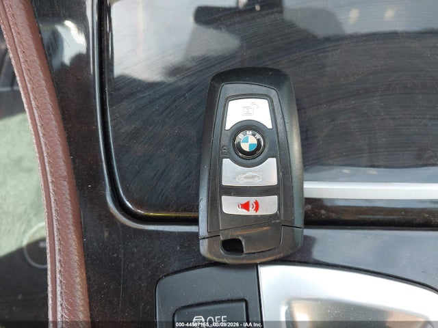 44567155 :رقم المزاد ، WBA5A7C50GG145329 vin ، 2016 Bmw 528i Xdrive مزاد بيع